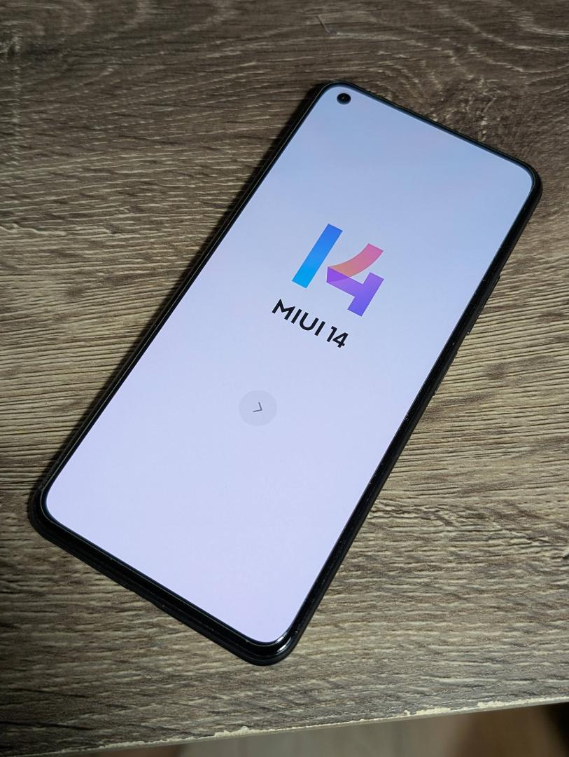 Xiaomi Mi11Lite5G　SIMフリー