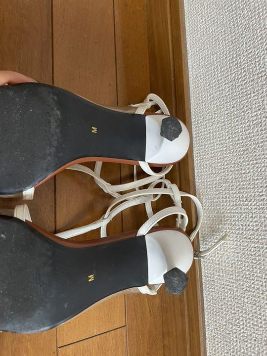 Ameri MEDI CLEAR STRINGS UPPER HEEL ホワイト - メルカリ Ameri MEDI CLEAR STRINGS UPPER HEEL ホワイト - メルカリ