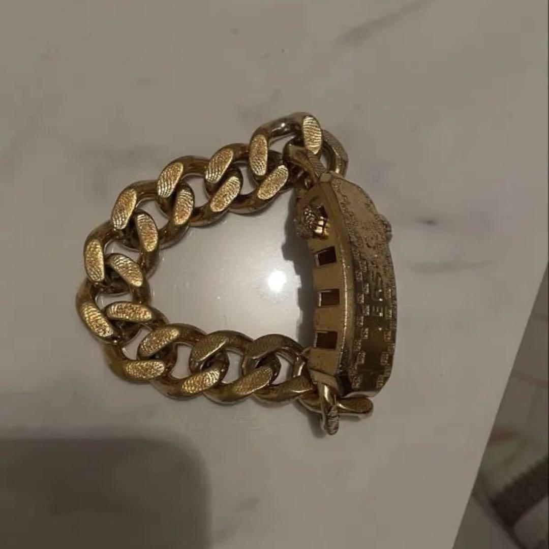 金色 チェーンブレスレット