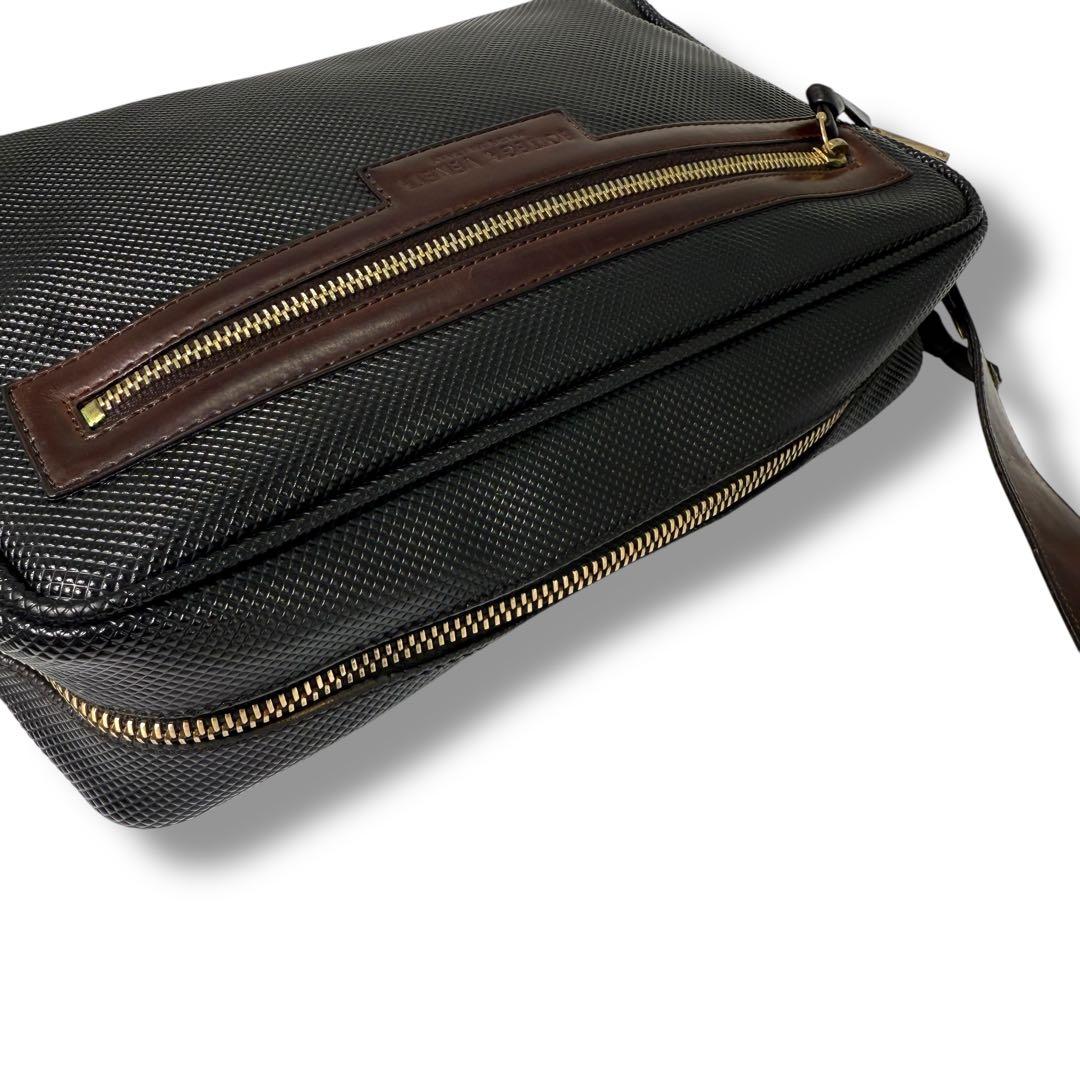 ボッテガ ヴェネタ ショルダーバック サコッシュ クロスボディ レザー イタリア