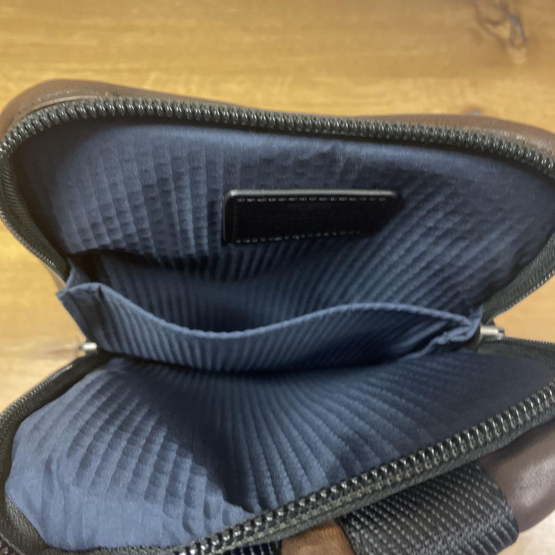TUMI トゥミ　ワンショルダー　ボディバッグ