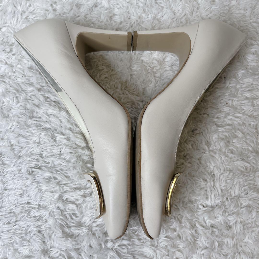 ✨美品✨ ダイアナ スクエアトゥ ホワイト バックル パンプス