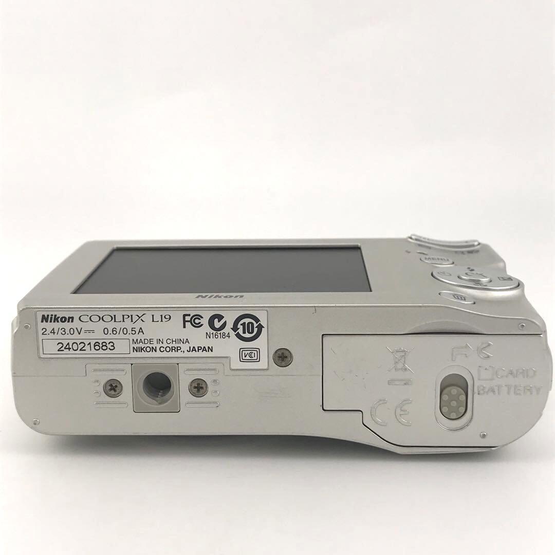 【カード、リーダー付き】Nikon ニコン　COOLPIX L19 乾電池式