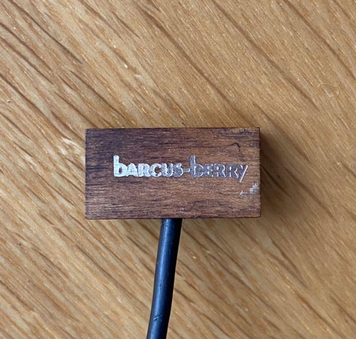 Barcus Berry Model 1355 ピエゾピックアップ
