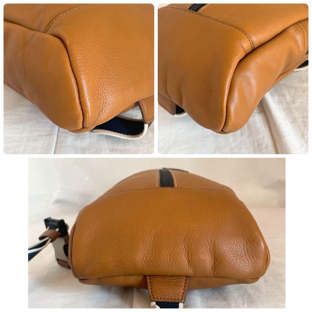 美品‼️人気‼️フルレザーの高級感‼️　コーチ　定番　ボディーバッグ　斜めがけ