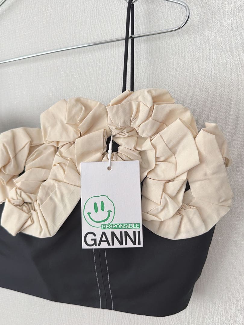 【新品】GANNI ガニー フラワー フリル ビスチェ 【新品】GANNI ガニー フラワー フリル ビスチェ