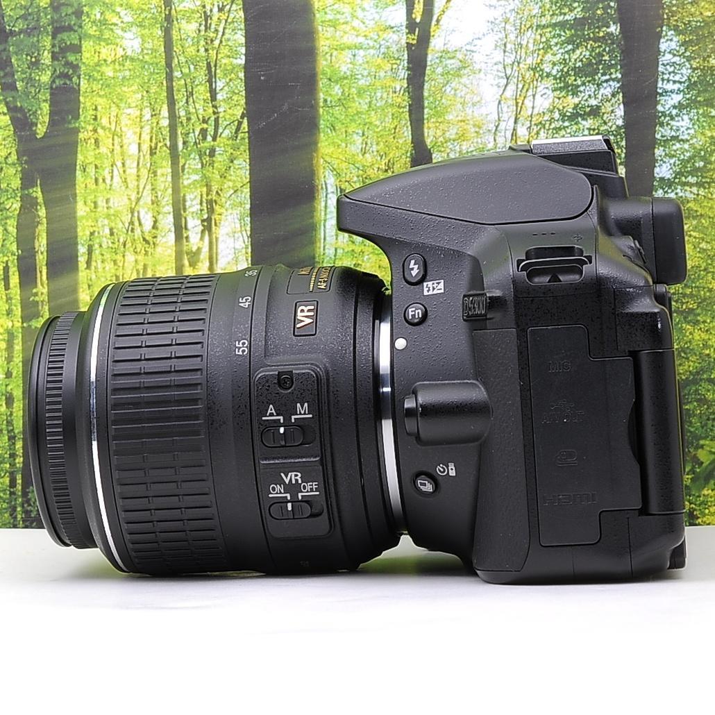 ショット数9673枚！WiFi機能付☆Nikon D5300☆初めての一眼レフに
