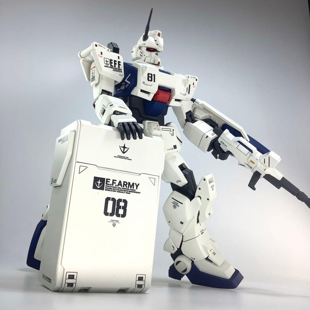 MG RX-79[G] ガンダムEz8 塗装済完成品