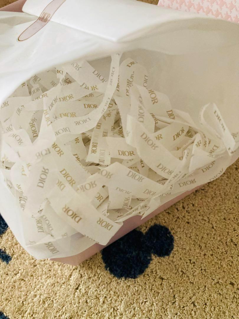 【ギフト包装✧新品未使用】DIOR ピンク PUレザー スタンドミラー 激レア❅ ギフト包装✧新品未使用】DIOR ピンク PUレザー スタンドミラー