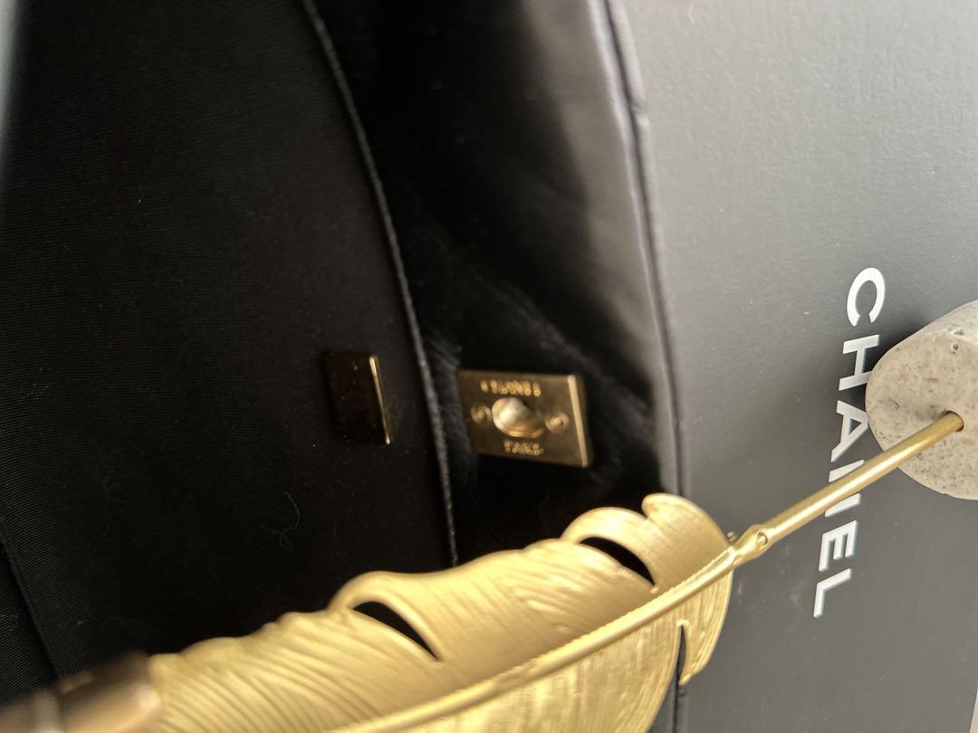 CHANEL ブラック キルティング ショルダーバッグ - バッグ