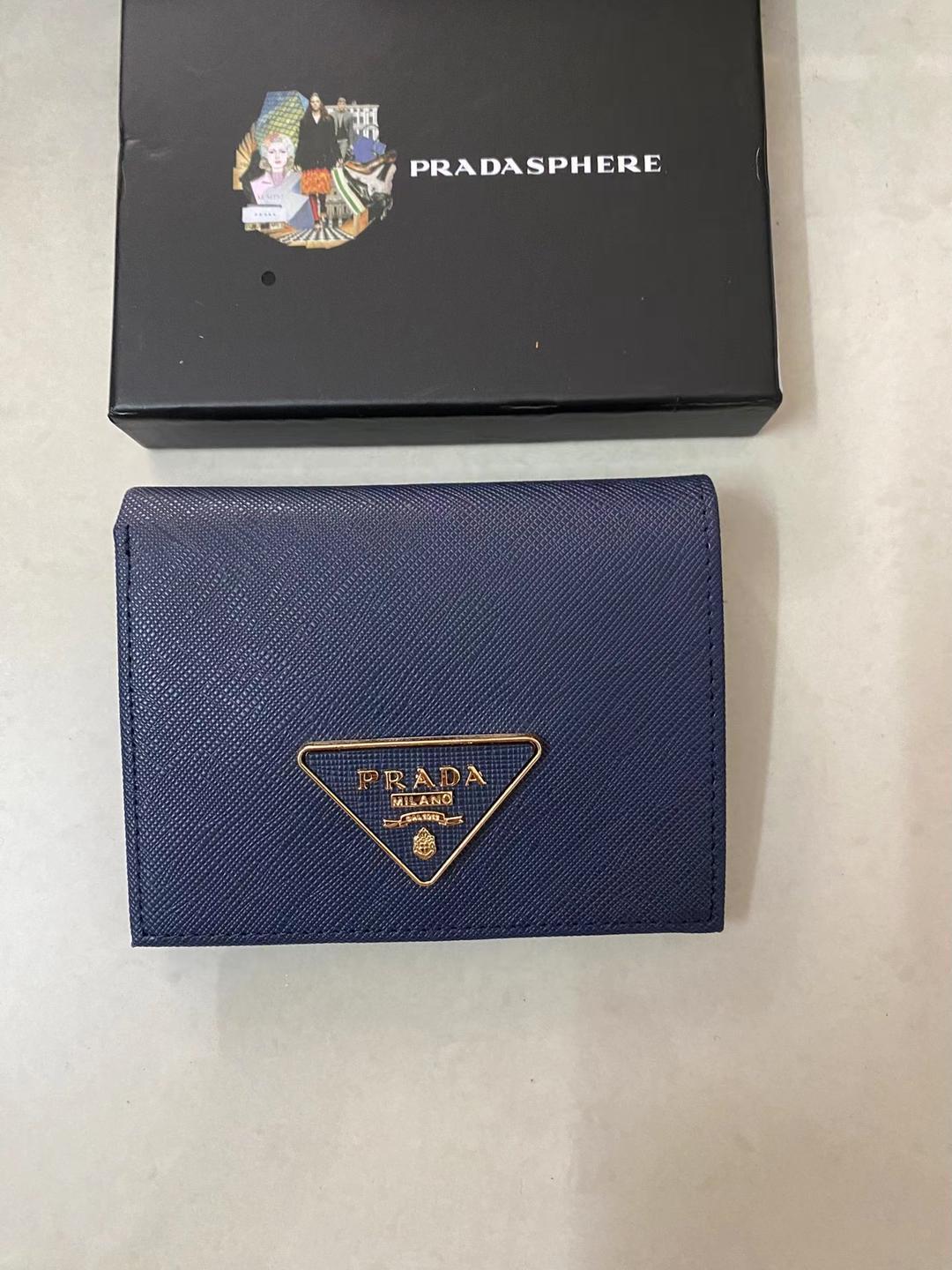 美品 PRADA プラダ 二つ折り財布