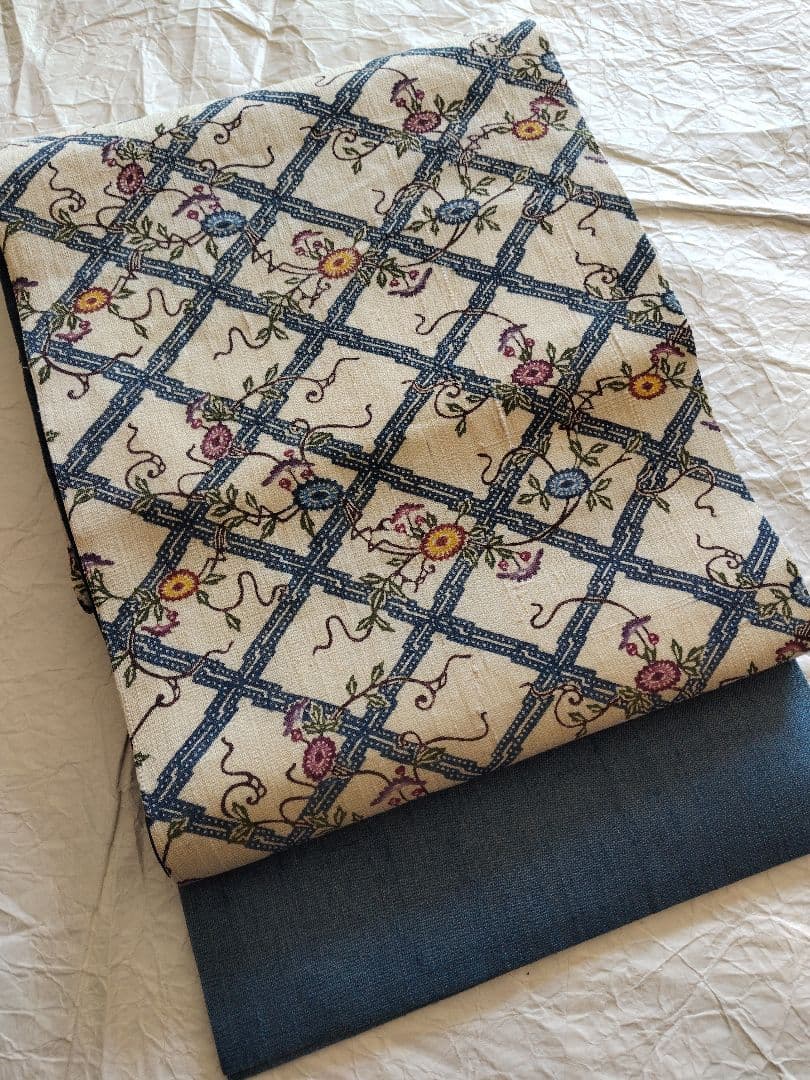 本場琉球びんがた 紅型 知念貞男 紬地 九寸名古屋帯目立った傷や汚れなし