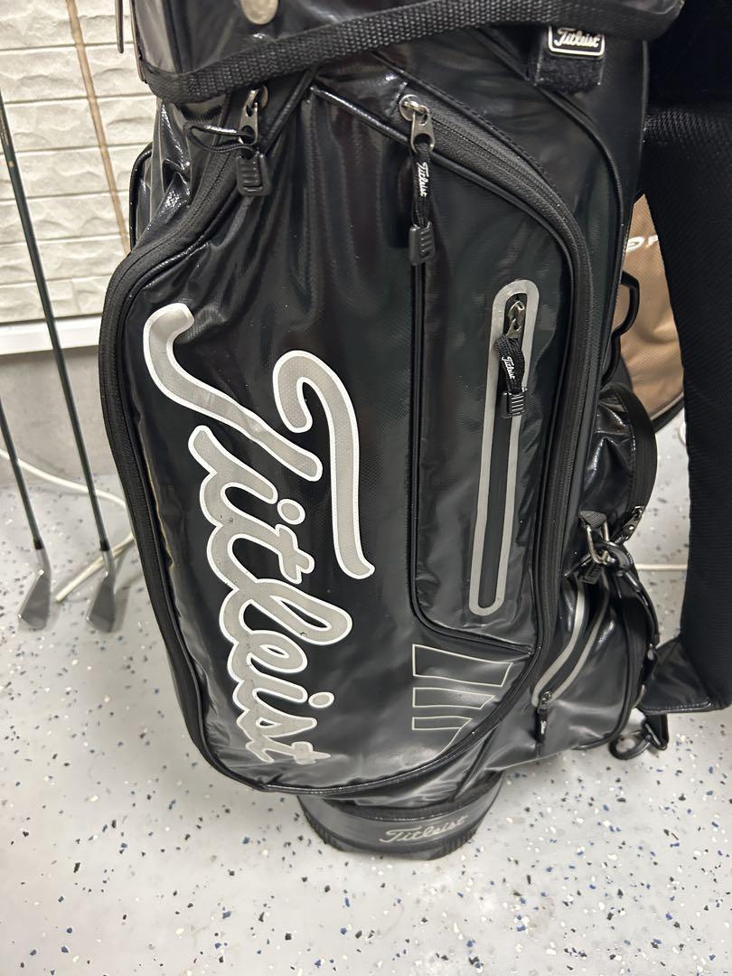 Titleist ゴルフバッグ 防水 黒