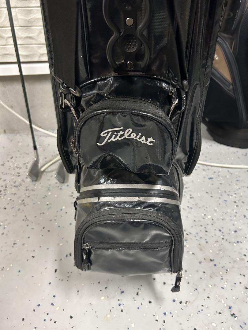 Titleist ゴルフバッグ 防水 黒
