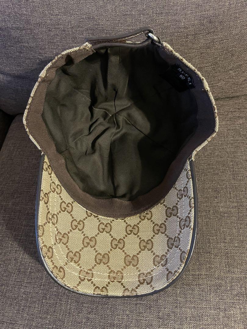 GUCCI オリジナルGGキャンバス ベースボールキャップ
