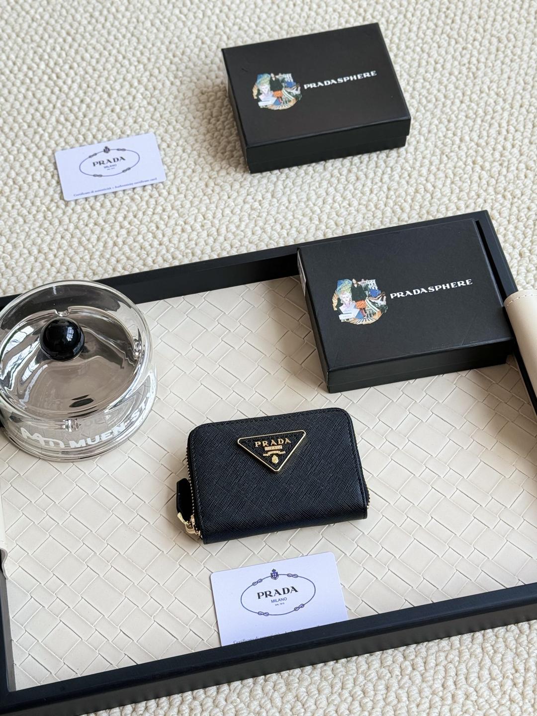 プラダ(PRADA)カードケース&コインケース