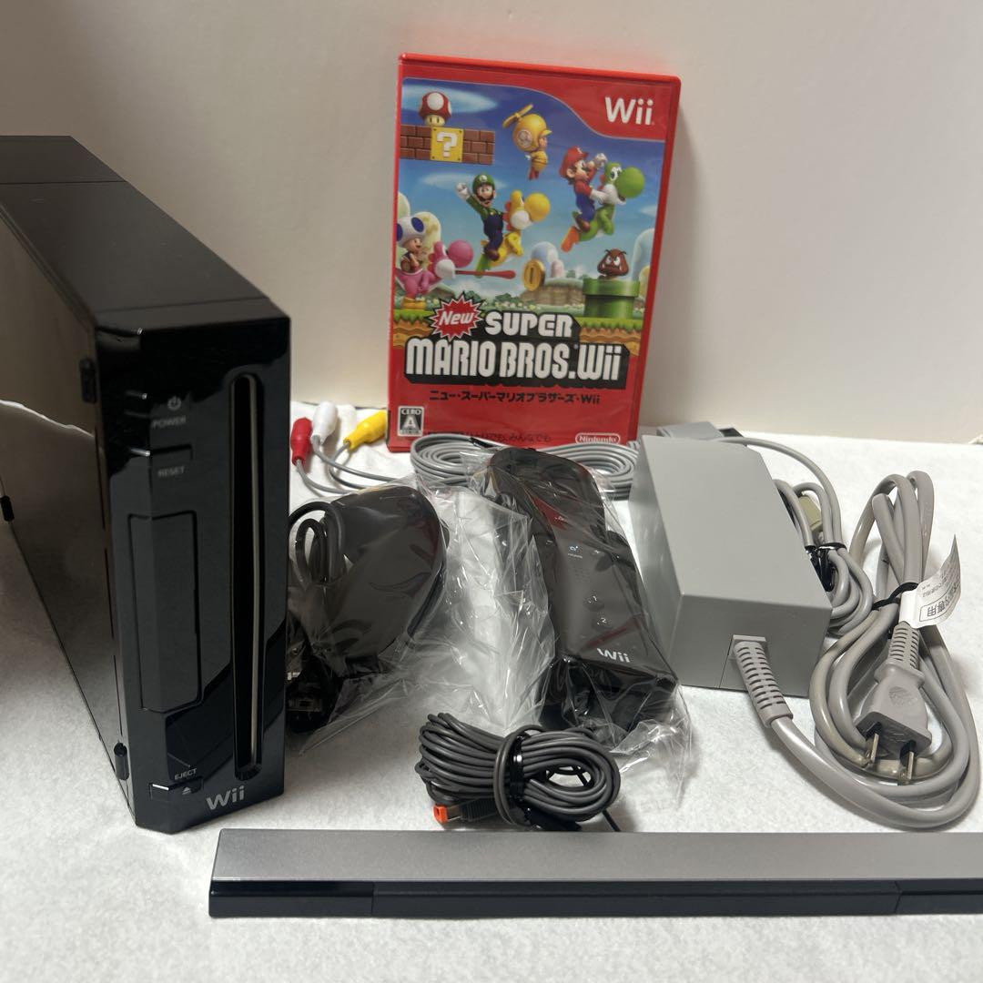 任天堂 ニンテンドー/Wii ウィー ブラック 動作確認済 すぐ遊べる☆ 動作確認済 Wii 本体 ブラック ソフト付き