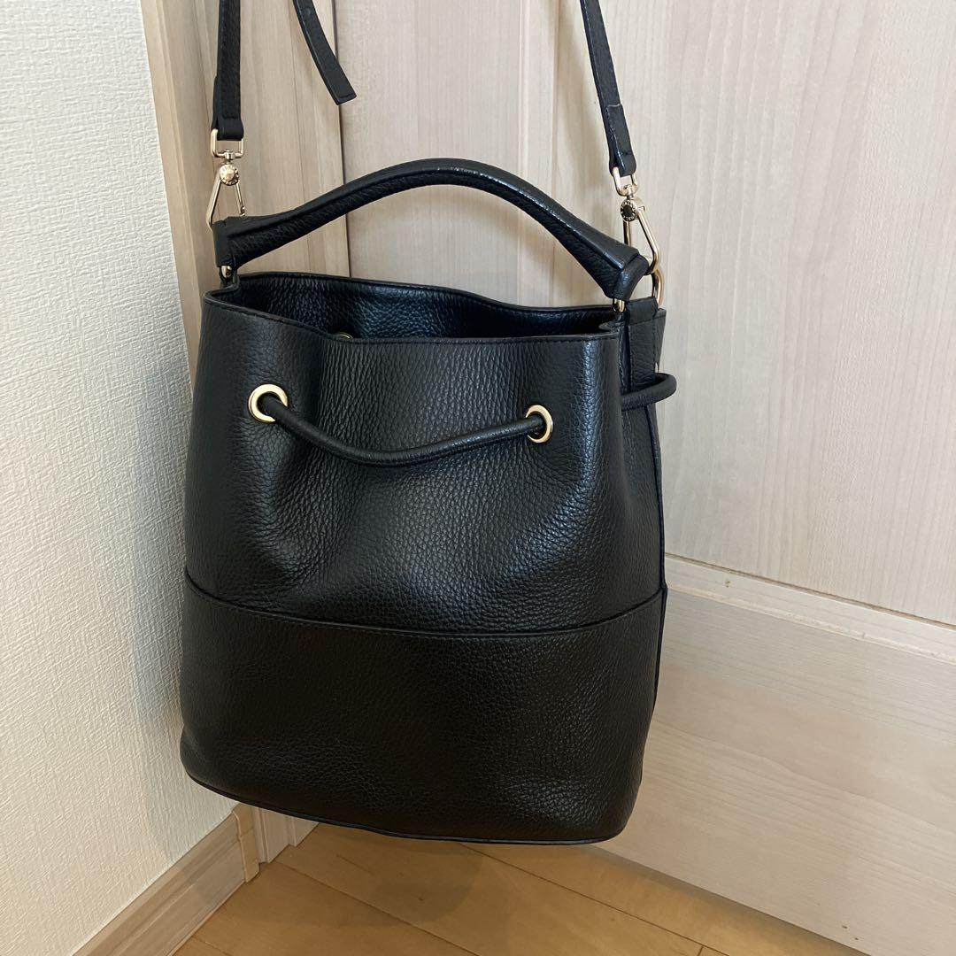 フルラ　FURLA ショルダーバッグ　巾着　黒　ブラック