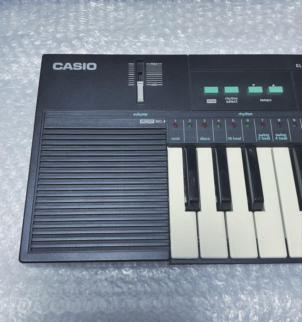 Casio PT-1☆Red☆ビンテージミニシンセサイザー☆昭和レトロ☆日本製 Casio PT-1 Red Mini Synthesizer