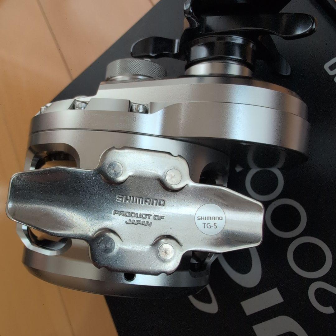 シマノ　21 オシアジガー2000NRXG(美品) 右ハンドル
