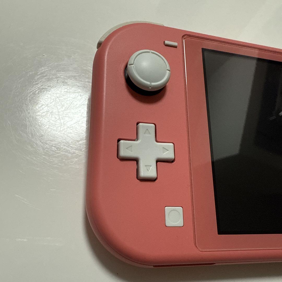 Nintendo Switch Lite コーラル　中古 Nintendo Switch - 84☆人気コーラル☆Switch lite☆中古美品