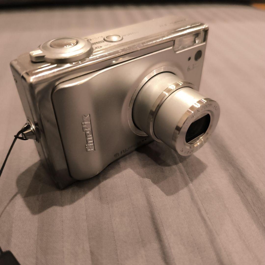 【完動品】FUJIFILM FinePix F11