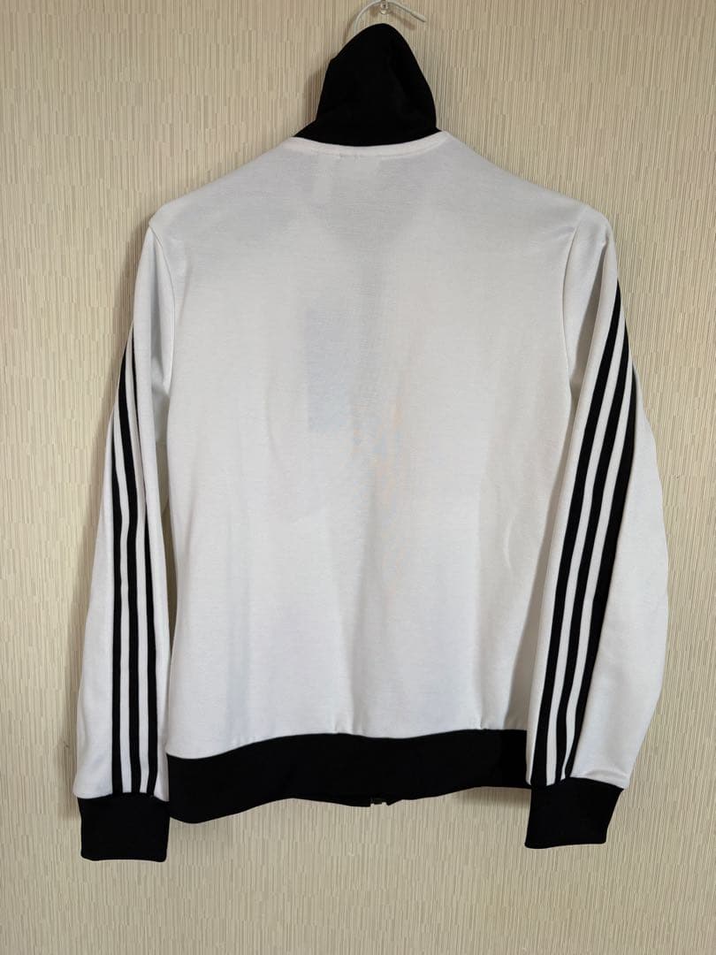 adidas アディダス クラシック トラックジャケットホワイト Mサイズ adidas アディダス クラシック トラックジャケットホワイト Mサイズ
