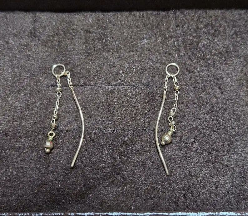 ageteピアスチャーム