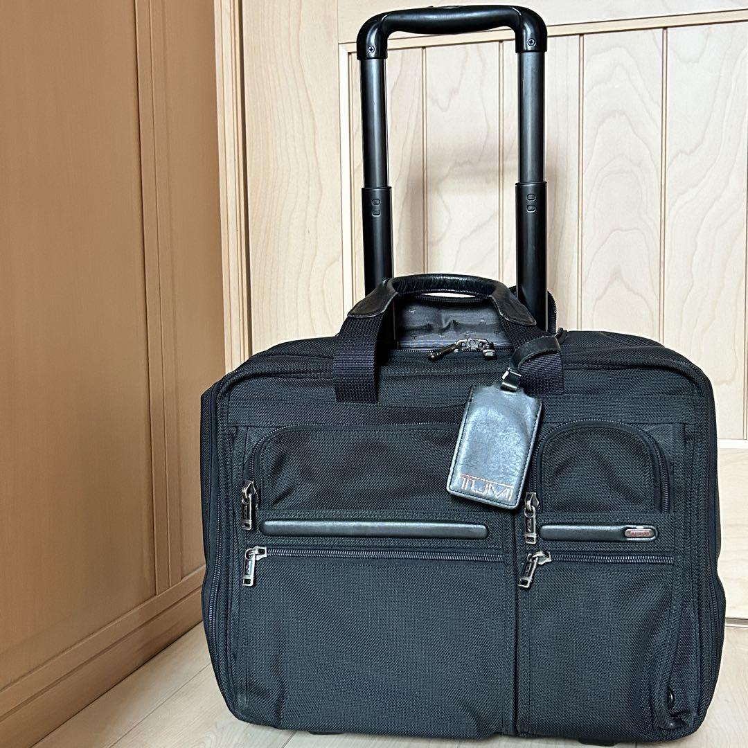TUMI キャリー ビジネスバッグ 機内持込可能 ブリーフケース 26103D4