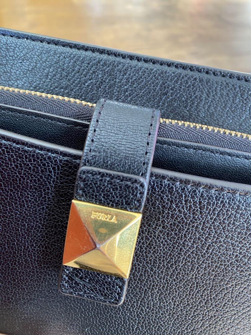 FURLA】divaショルダーバッグウォレット