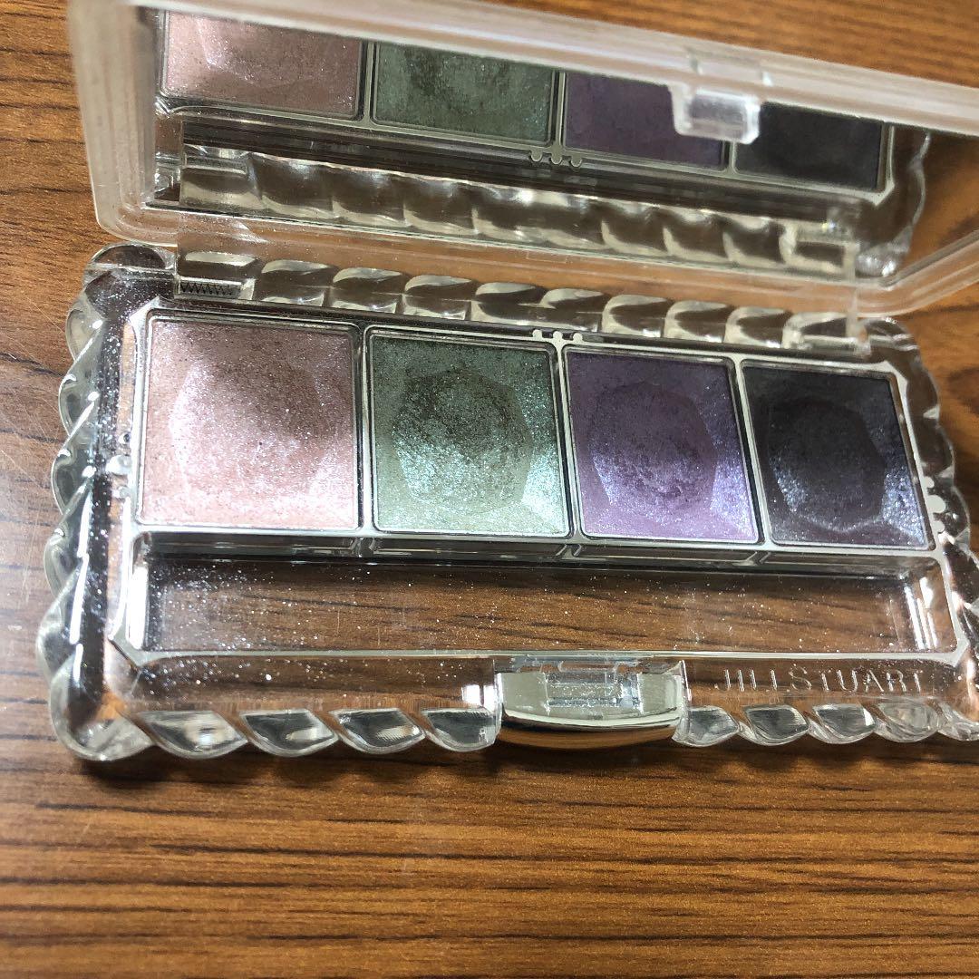 メルカリ ジルスチュアート アイシャドー ピンク 水色 紫 グレー ラメ アイシャドウ 1 700 中古や未使用のフリマ