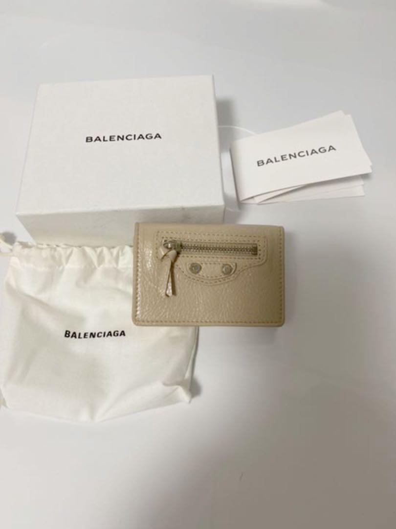 ❤ BALENCIAGA