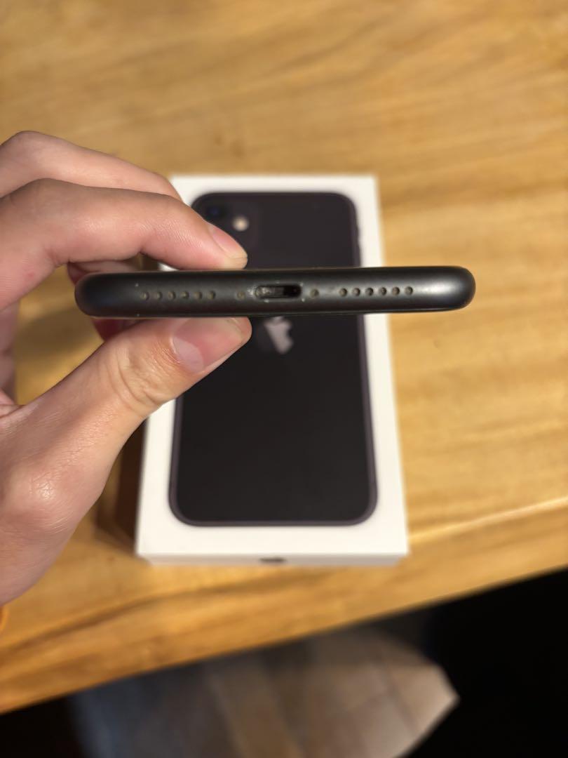 iPhone 11