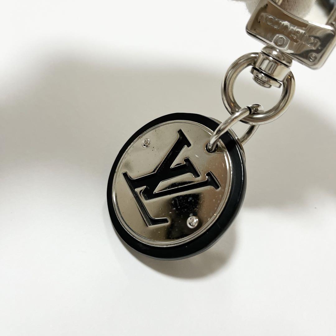 ルイ・ヴィトン  LV カット サークル キーホルダー  M67362