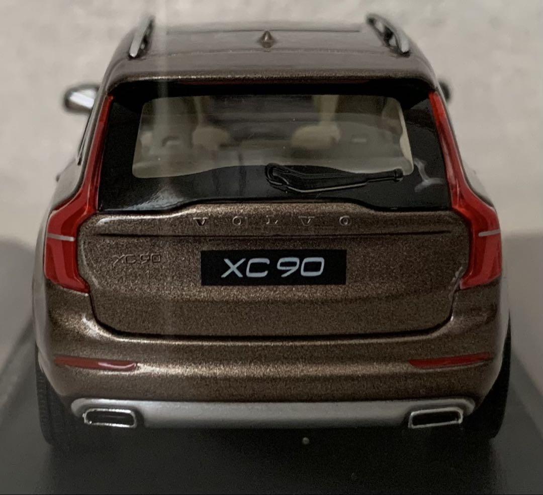 1/43 Volvo XC90 トワイライトブロンズ