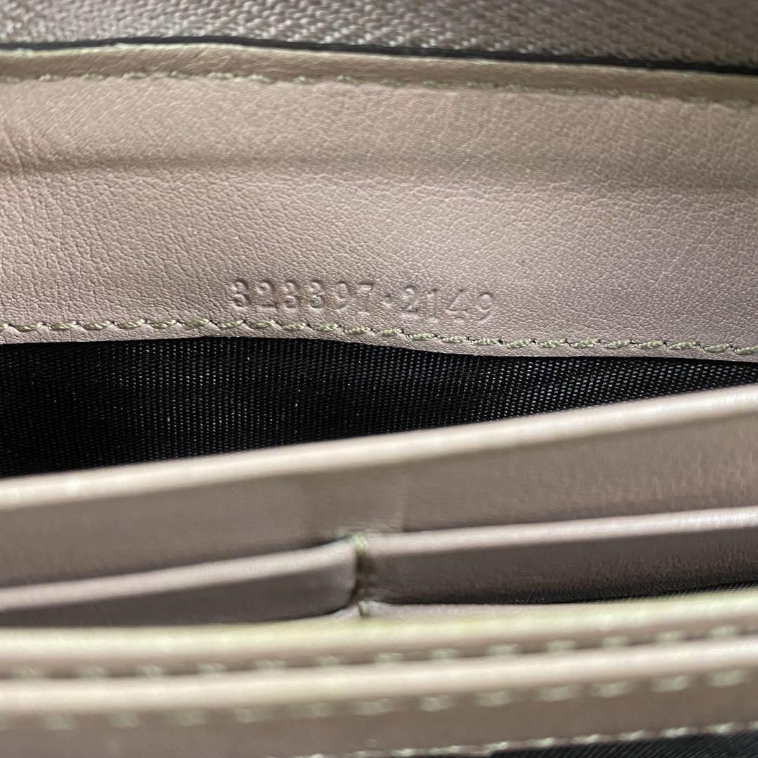 新品同様‼️グッチ　GUCCI 財布　長財布　シマレザー　ラウンドファスナー