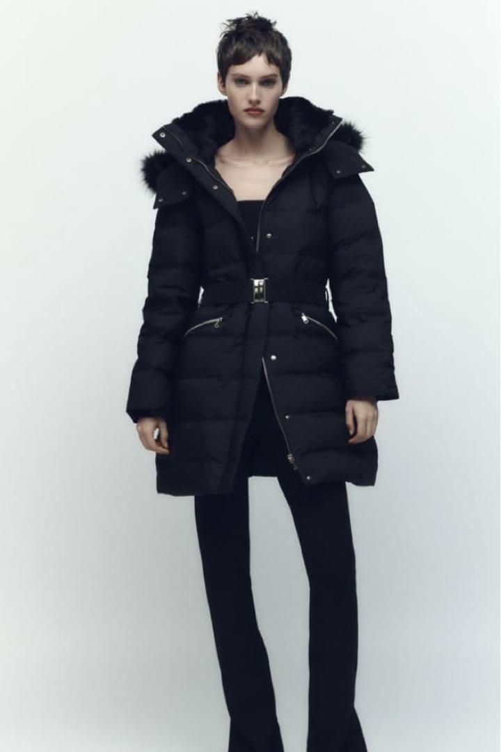 ZARA ベルト付きフードダウンジャケット ブラック Sサイズ ZARA ベルト付きダウンジャケット 黒 sサイズ