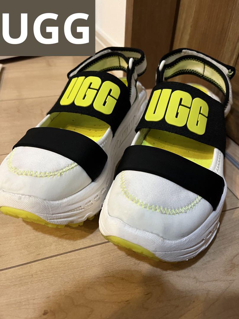 UGGスニーカーサンダル