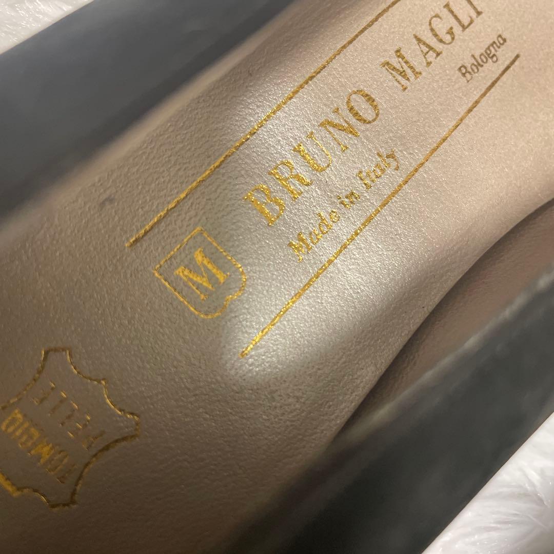 美品BRUNO MAGLI フラットシューズ 黒 ゴールド刺繍 スエード調