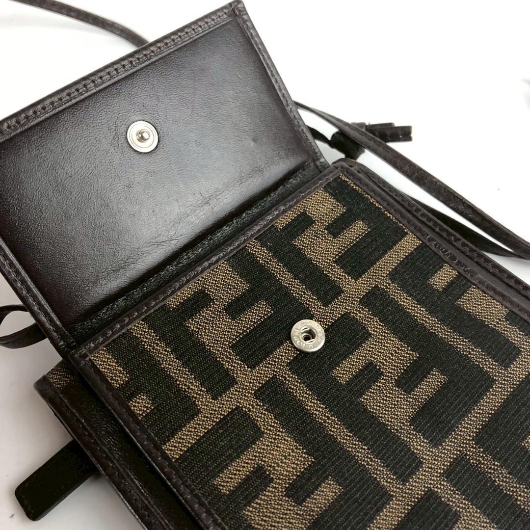 FENDI フェンディ ズッカ柄 ショルダーバッグ レディース ブランド