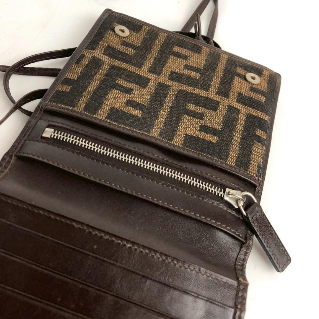FENDI フェンディ ズッカ柄 ショルダーバッグ レディース ブランド