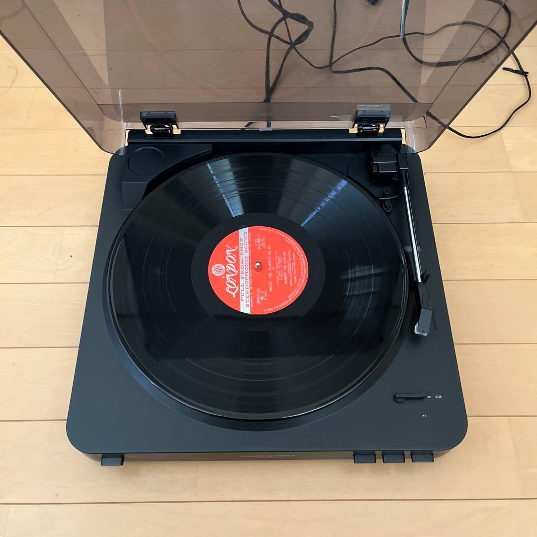 レコードプレーヤー　オーディオテクニカ