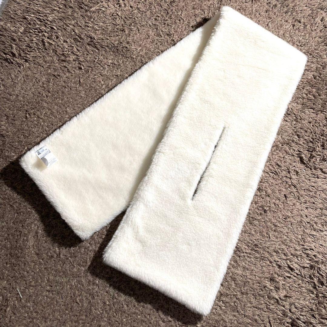 未使用級 近年モデル✨MAX MARA シルク アルパカ フルテディスカーフ 白