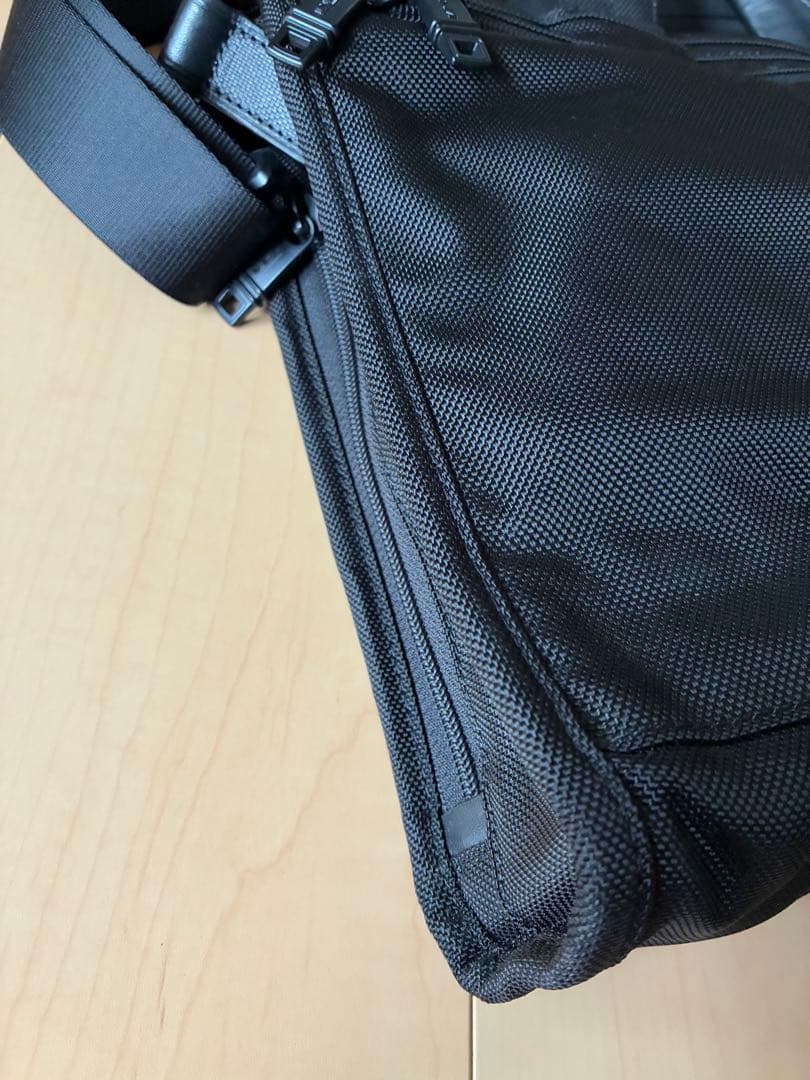 TUMI ビジネスバック ブラック PS対応 美品 TUMI ビジネスバック ブラック PS対応 美品