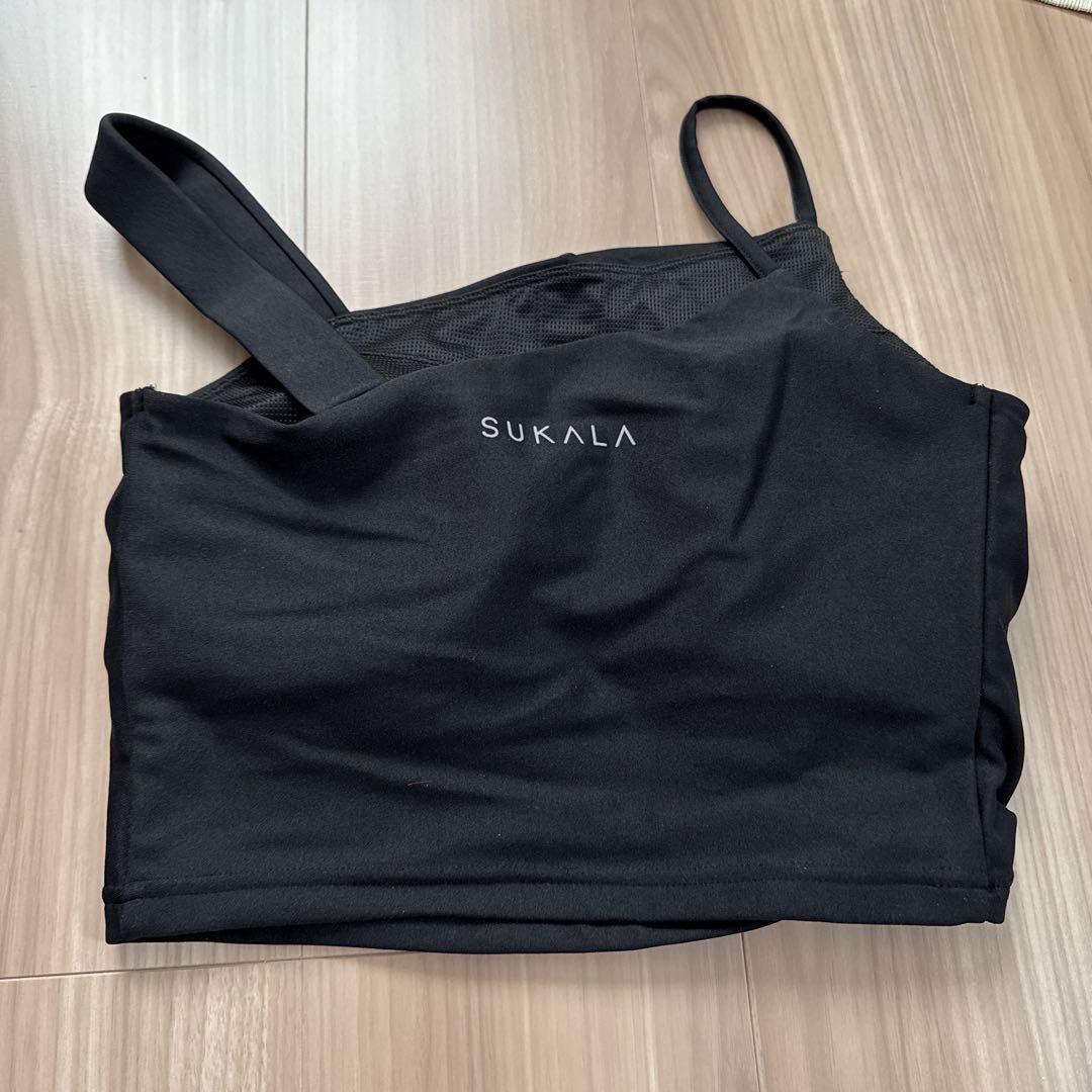 SUKALA スカーラ　シャインストレッチアシンメトリーブラトップ　ブラック SUKALA 新品 S シャインストレッチアシンメトリーブラトップ