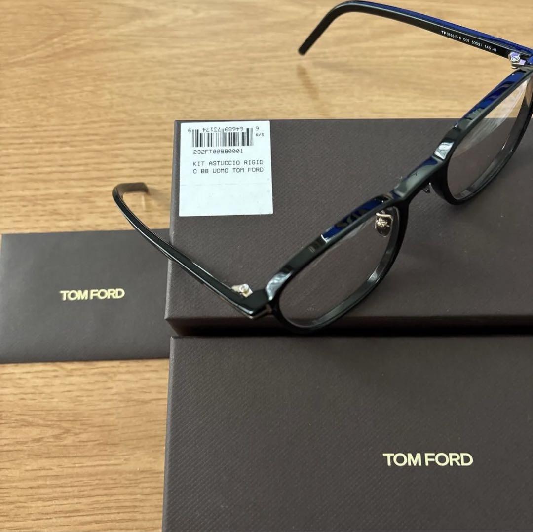 TOMFORD TF5855-D-Bブラックサングラス トムフォード グレー