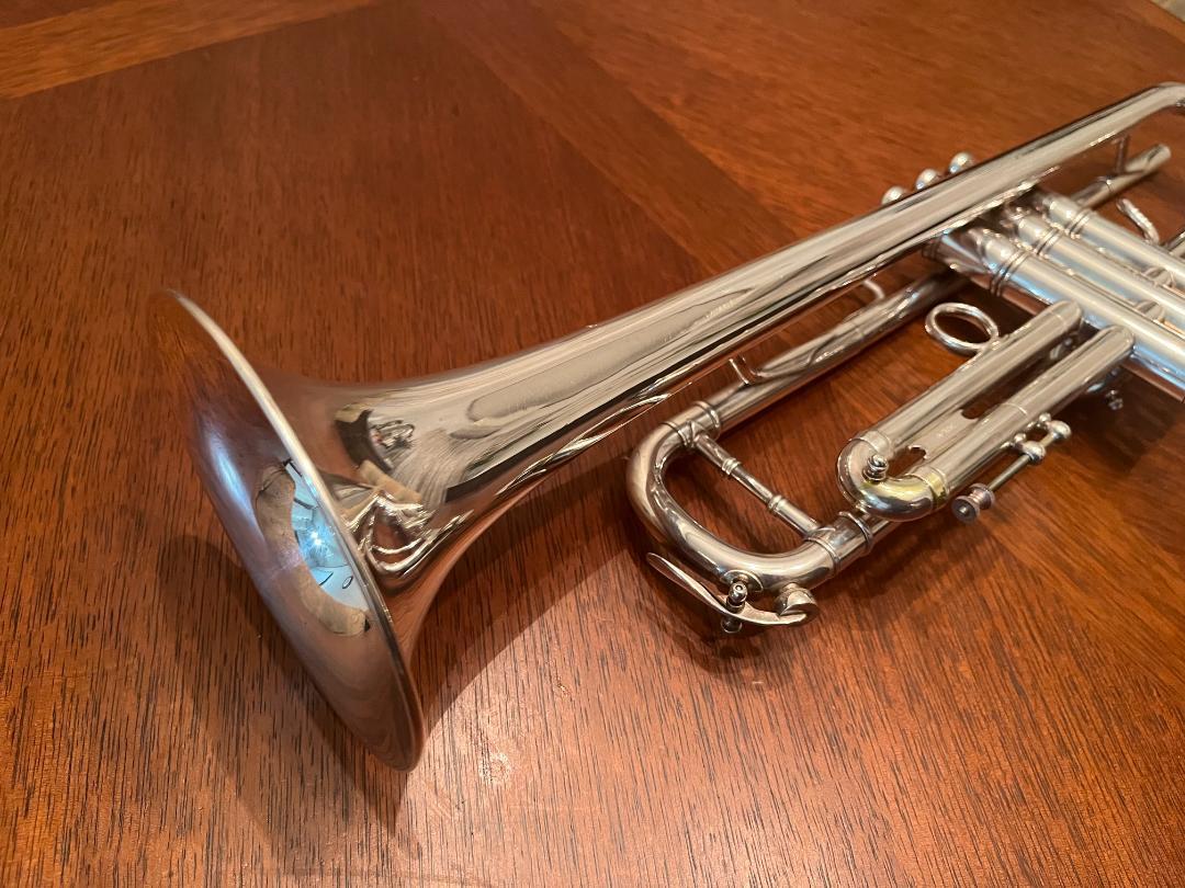 BACH】TR300トランペット】ケース付き NYの楽器店購入 製造終了