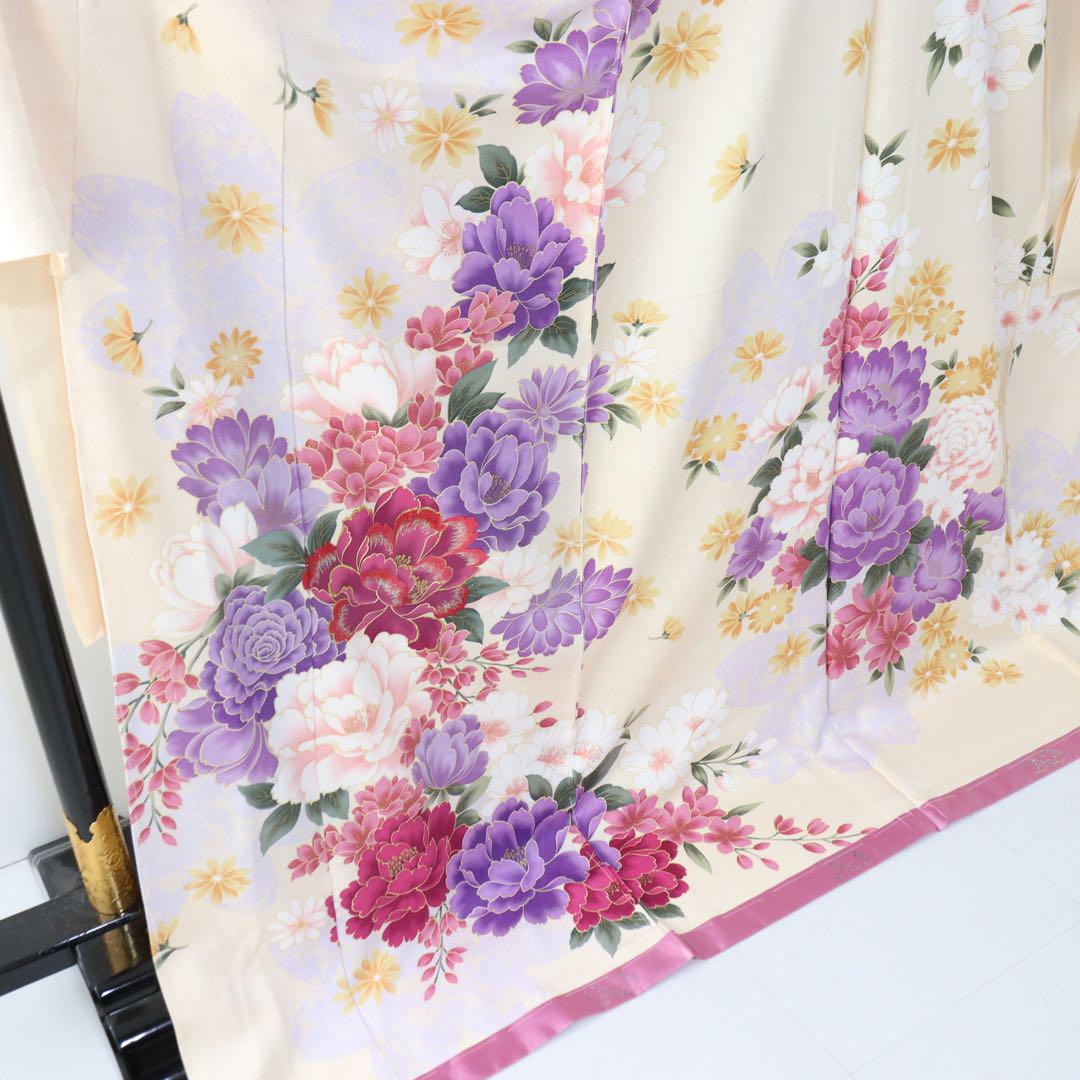 E261☆送料込み❣️仮絵羽 未仕立て 振袖 牡丹模様 刺繍 八掛付き❣️