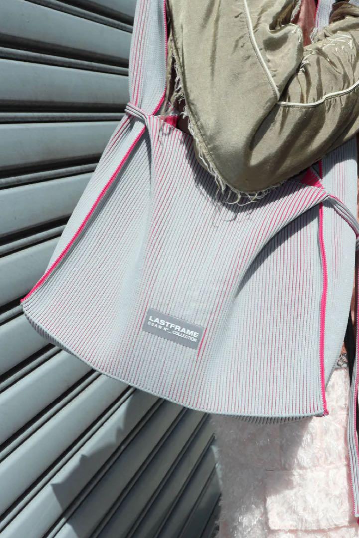 LASTFRAME HINEMOSU BAG L.GRAY × PINK)大容量