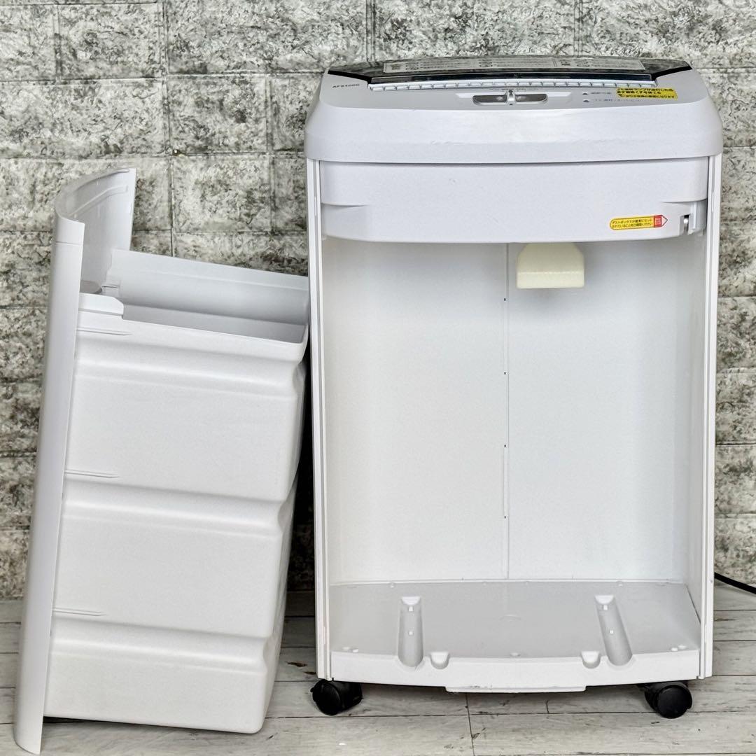 アイリスオーヤマ オートフィードシュレッダー AFS100C ②